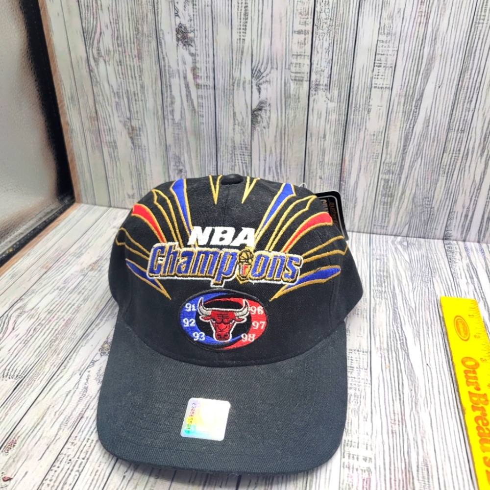 Chicago Bulls NBA championship hat